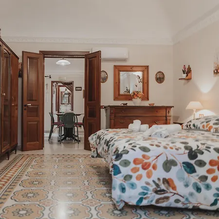 Le Maioliche - Sicilian Style Cefalù