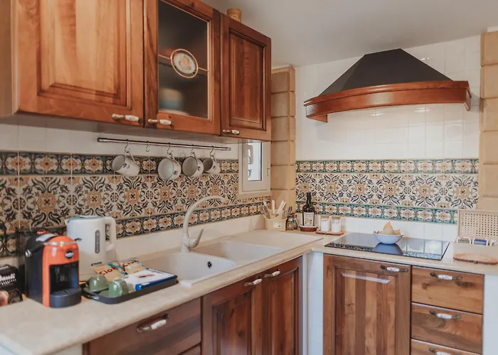 Le Maioliche - Sicilian Style Cefalù