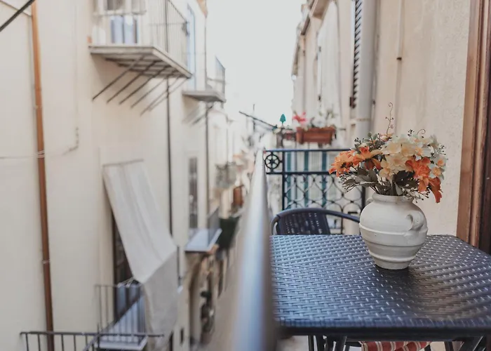 Le Maioliche - Sicilian Style Cefalù