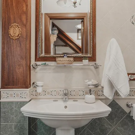 Le Maioliche - Sicilian Style Apartment Cefalu