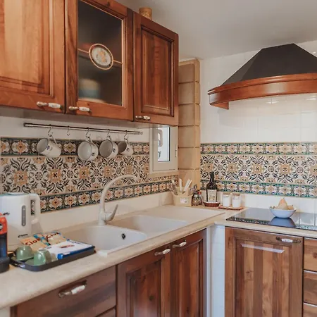 Le Maioliche - Sicilian Style Cefalù