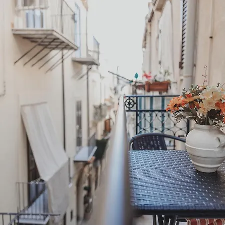 Le Maioliche - Sicilian Style Cefalù